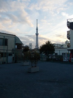 �N���b�N����Ɗg��摜(1280�~1024)���w���ł��܂�